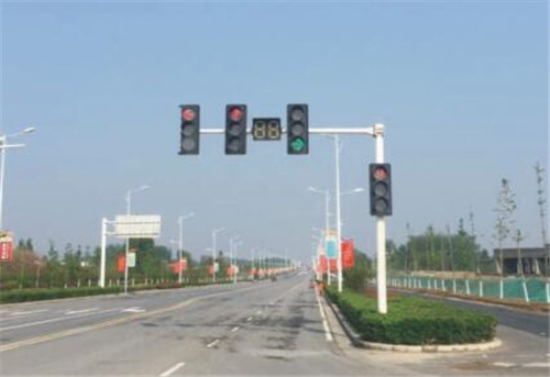 交通标志杆的角度要求 交通标志杆的角度要求